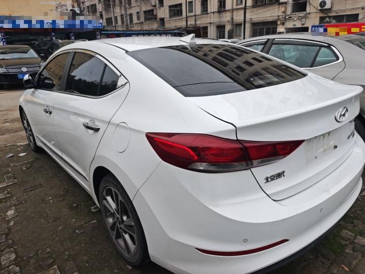 Elantra 2016 1.6L AT Smart Elite photo 4