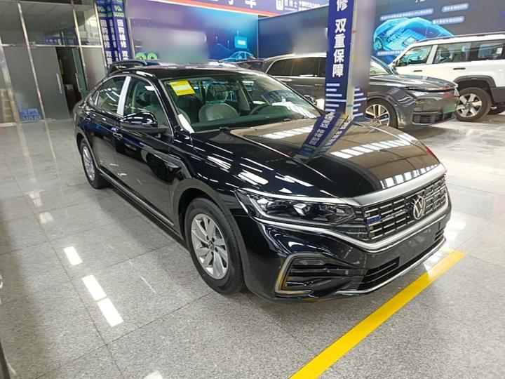Passat EV 2025 430PHEV Hybrid Business photo 3