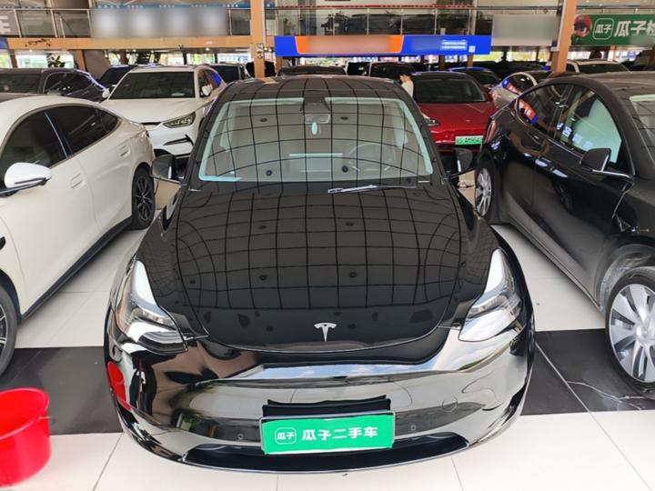Model Y 2022 Facelift RWD photo 2
