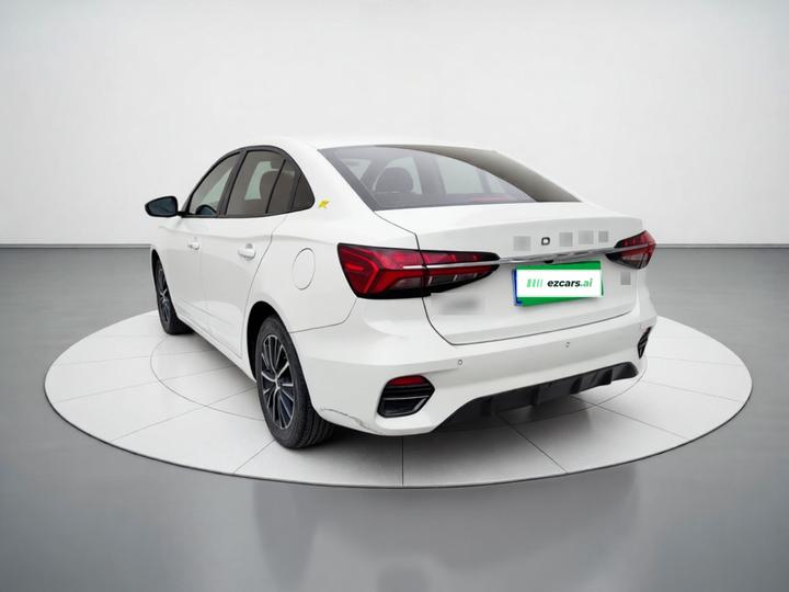 i5 2021 1.5L CVT Platinum photo 4