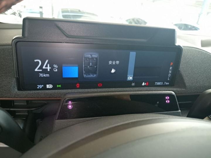 2021 GT photo 7