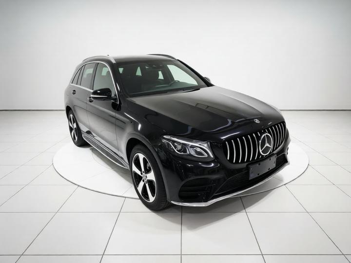 GLC 2017 GLC 260 4MATIC Luxury photo 3