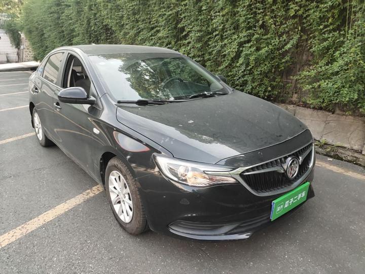 Excelle 2018 15T MT Progressive China V photo 3