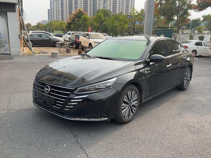 Teana 2022 2.0L XL-TLS Enjoy
