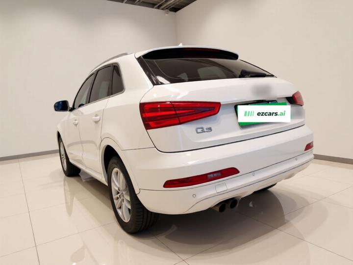 Q3 2015 35 TFSI quattro photo 4