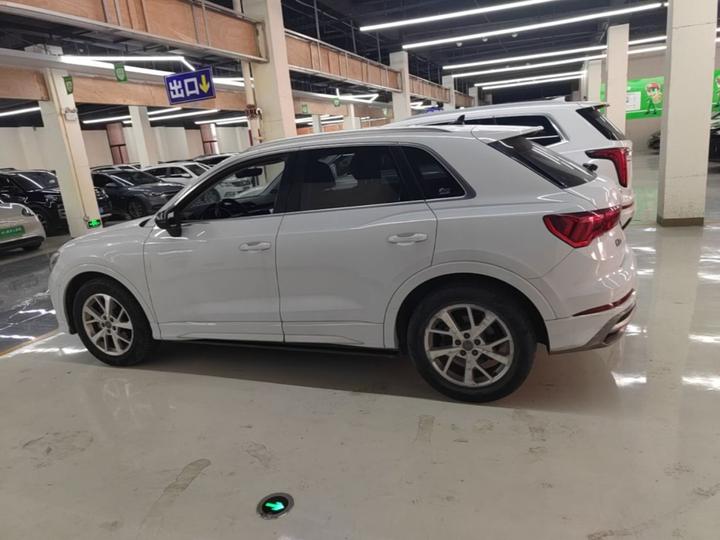 Q3 2019 35 TFSI Progressive Dynamic photo 4