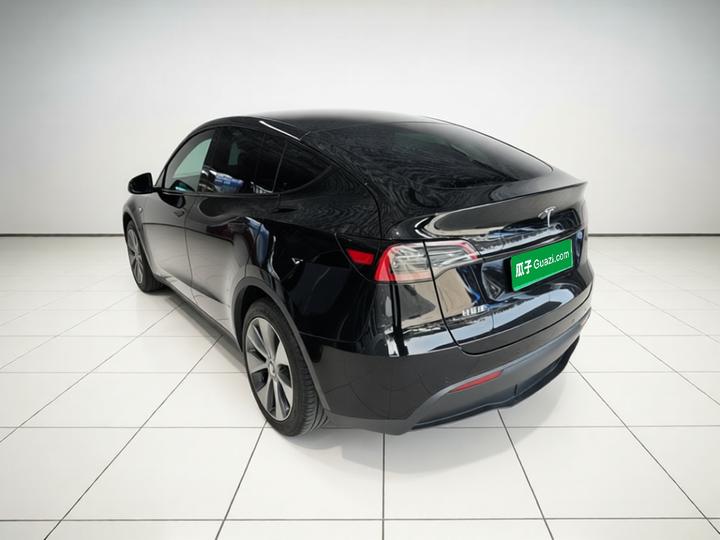 Model Y 2022 Facelift RWD photo 4