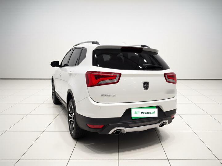 560 2016 1.8L iAMT Luxury photo 4
