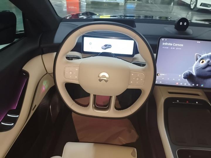 ET5T 2025 75kWh Touring photo 6