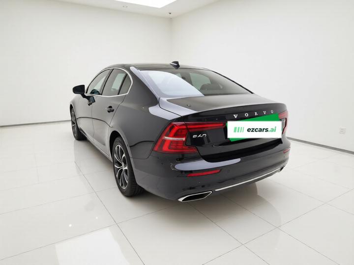 S60 2021 T4 Luxury photo 4