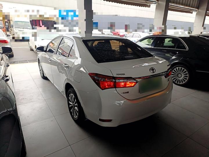 Corolla 2017 Facelift 1.2T S-CVT GL-i photo 4