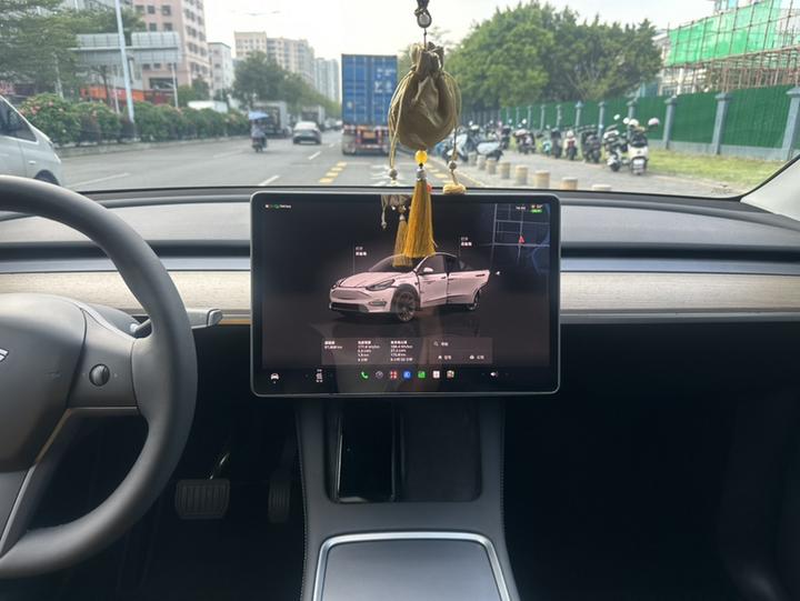Model Y 2022 Facelift RWD photo 5