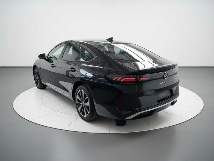 2026 Lamando L 300TSI photo 4