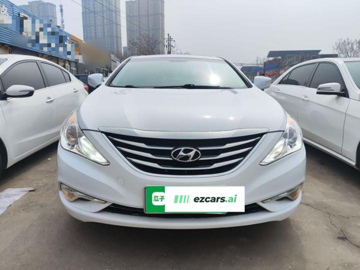 Sonata 2015 Classic 2.4L AT Leading IV photo 2