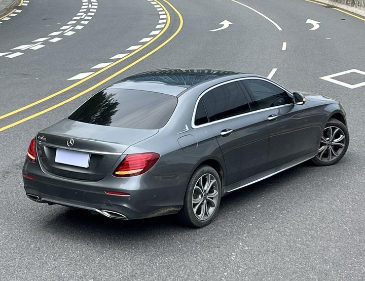 E-Class 2020 Facelift E 300 L Sport Fashion photo 4