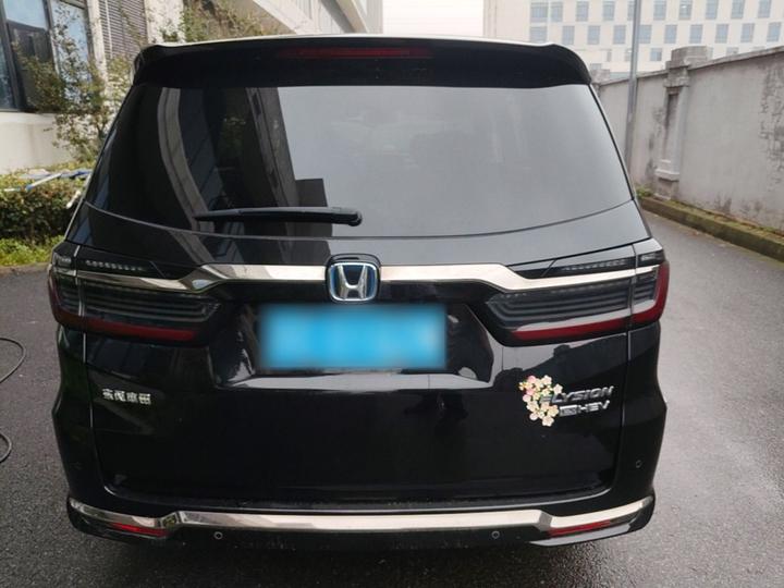 Elysion 2022 2.0L e:HEV Luxury photo 3