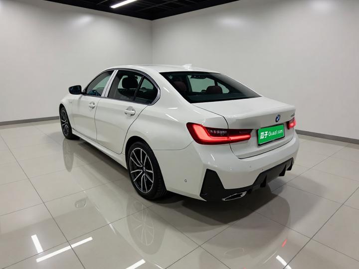 3 Series 2024 325Li M Sport Package photo 4