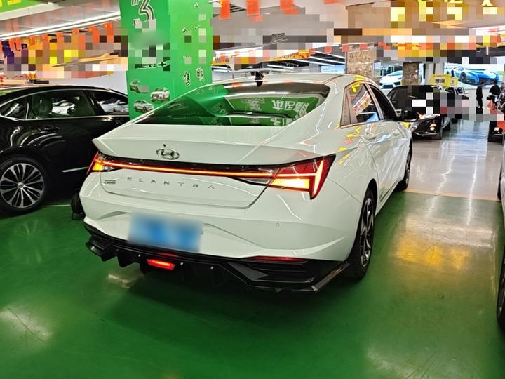 Elantra 2021 1.5L CVT LUX Premium photo 6