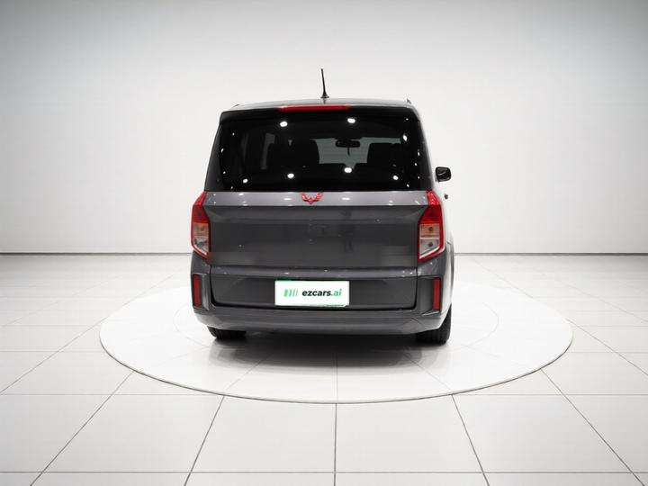 Wuling 2022 2.0L MT photo 5