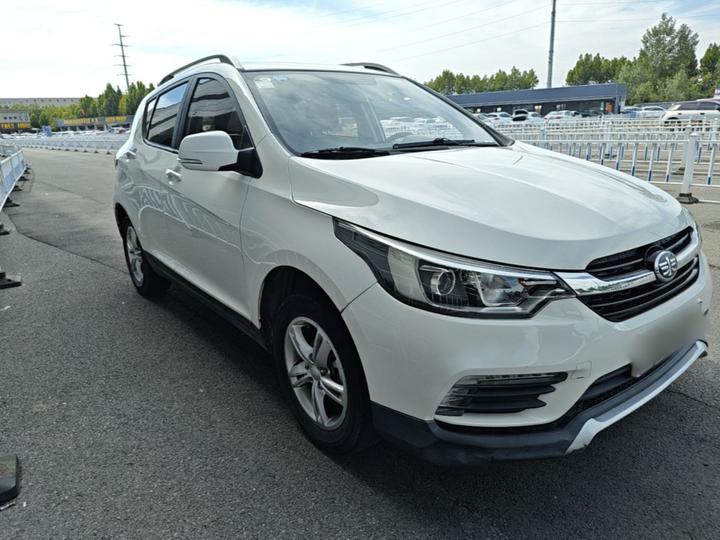 FAW D60 2017 1.5L MT Standard photo 3