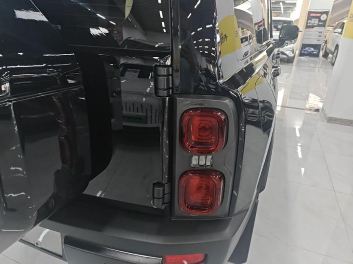 EV 2024 Hi4 102 Pro photo 7