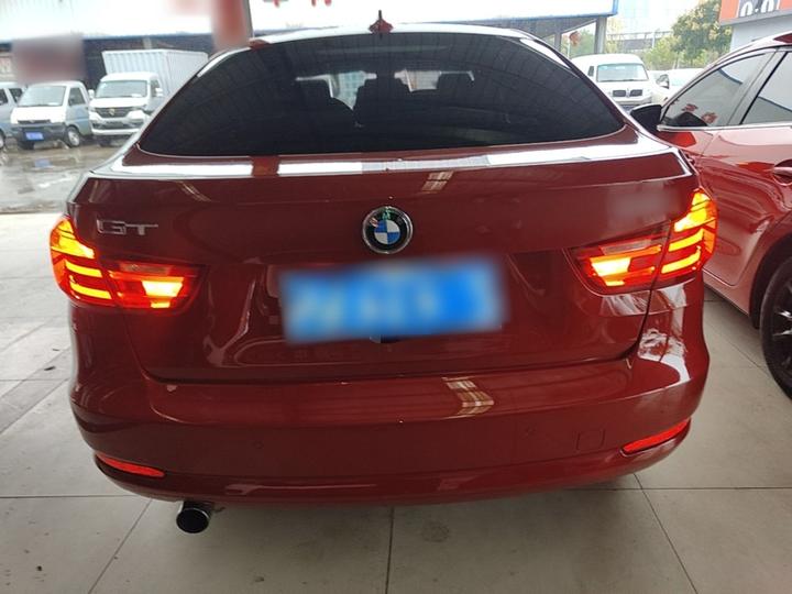 3 SeriesGT 2014 320i Leading photo 5
