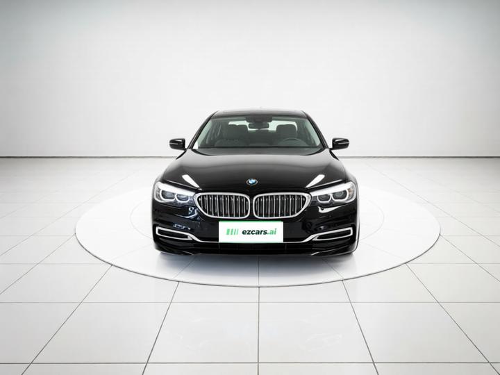 5 Series 2020 525Li Luxury photo 2