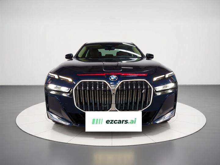 i7 2023 eDrive50L Leading M Sport Package photo 2