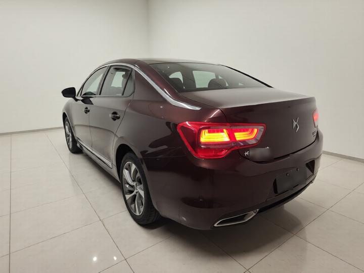 5LS 2018 30THP Premium photo 4