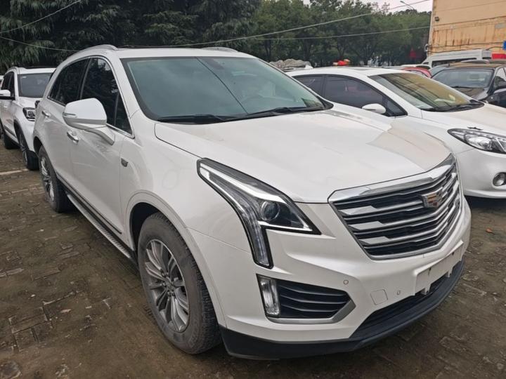 XT5 2018 25T Luxury photo 3