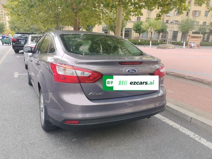 Focus 2012 Sedan 1.6L MT photo 5