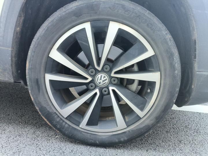 Tharu 2020 280TSI RWD Luxury China VI photo 8