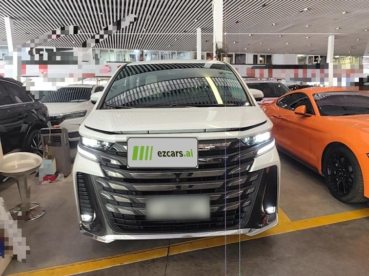 2024 Crown Hybrid 2.5L Supreme photo 2