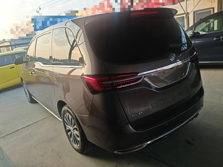 GL8 2023 Facelift Luxury photo 4