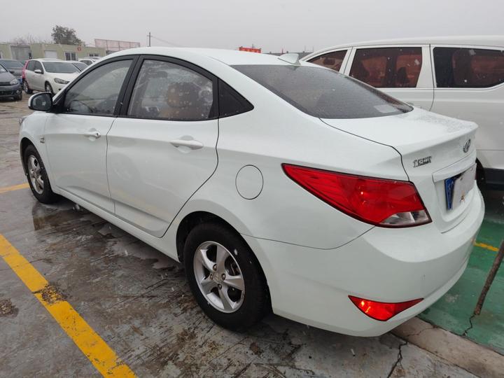 Verna 2016 1.4L AT Smart GLS photo 3