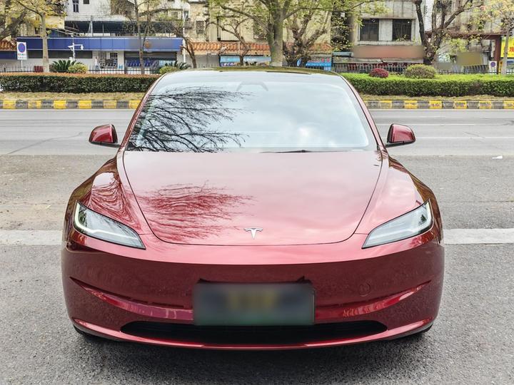 Model 3 2023 RWD photo 4
