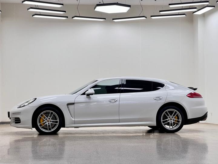 2014 Panamera 4 Executive 3.0T photo 4