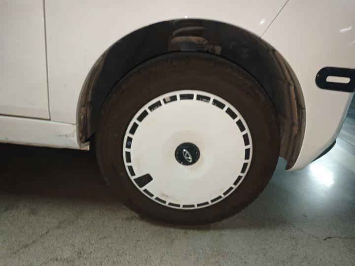 QQ Ice Cream 2024 Facelift 170km Sundae photo 8