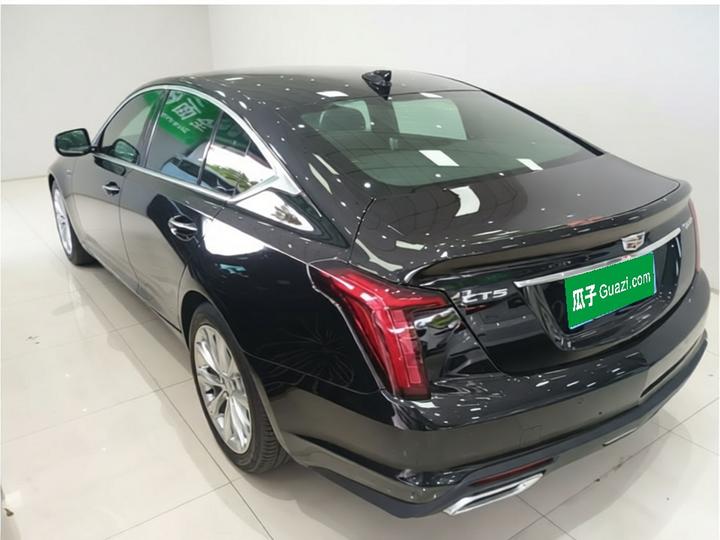 CT5 2023 28T Luxury Standard photo 4