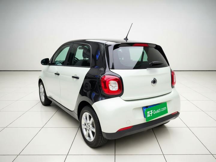 forfour 2018 1.0L 52 photo 4