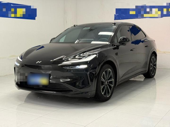 L60 2024 60kWh RWD