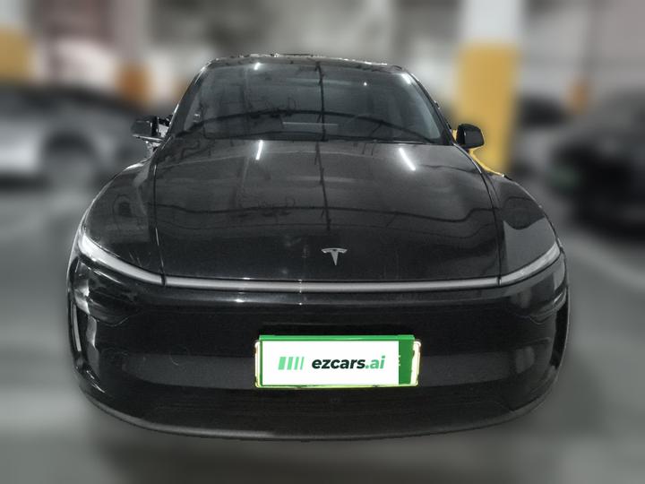 Model Y 2025 RWD photo 2