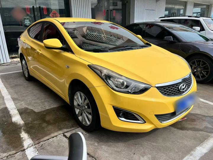 Elantra 2016 1.6L AT Smart photo 3