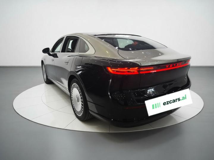 Voyah Passion L 2026 AWD Ultra photo 4