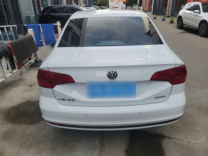 2019 Facelift Bora 1.5L AT Fashion China VI photo 3