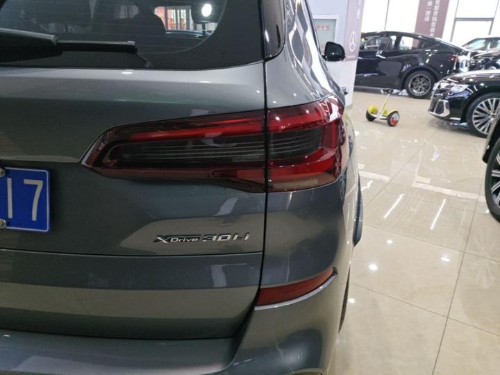 X5 2022 Facelift xDrive 30Li Exclusive M Sport Package photo 7