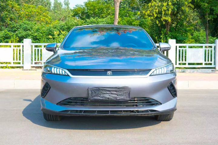 Qin PLUS 2025 EV ADAS 420KM Leading photo 2