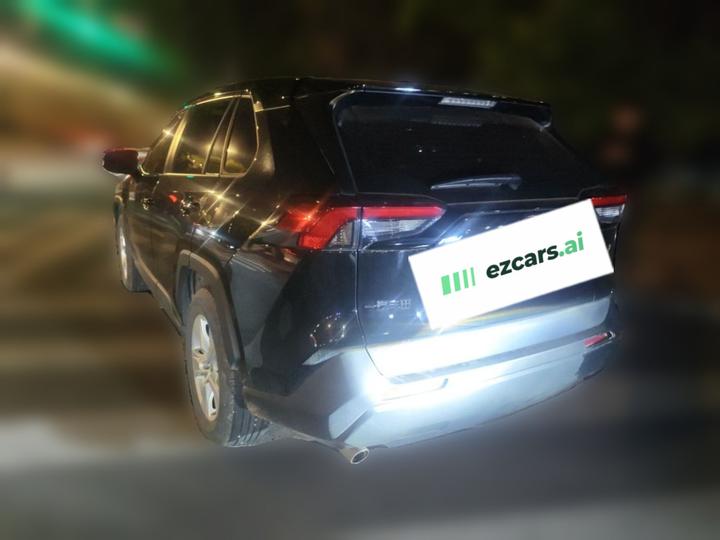 RAV4 2023 2.0L CVT RWD photo 4
