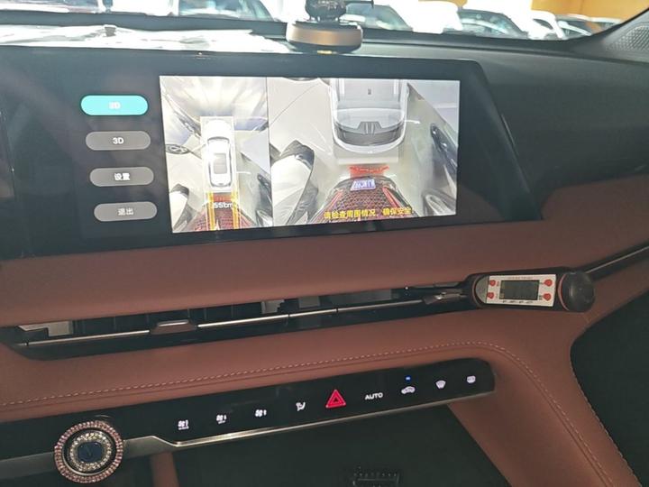 CS75 PLUS 2023 3rd Gen 1.5T AT Premium photo 8