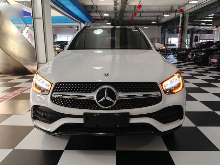 GLC 2021 GLC 260 L 4MATIC Luxury photo 2